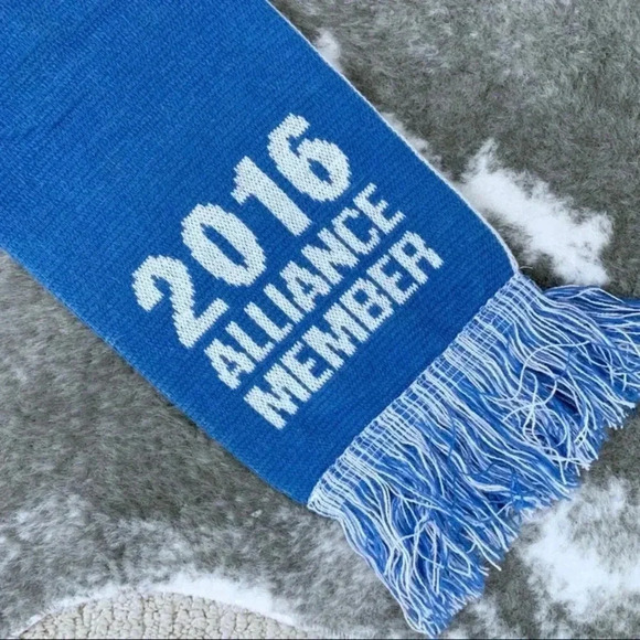 Seattle Sounders Scarf - Picture 4 of 8